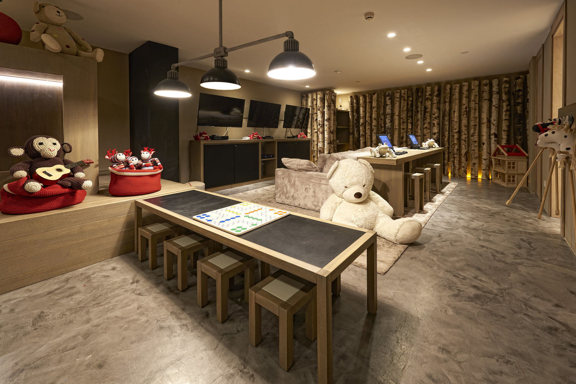 El Lodge, & 5*