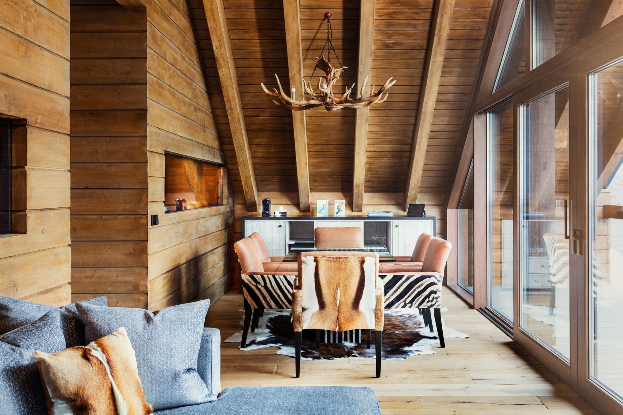 El Lodge, & Hotel 5*
